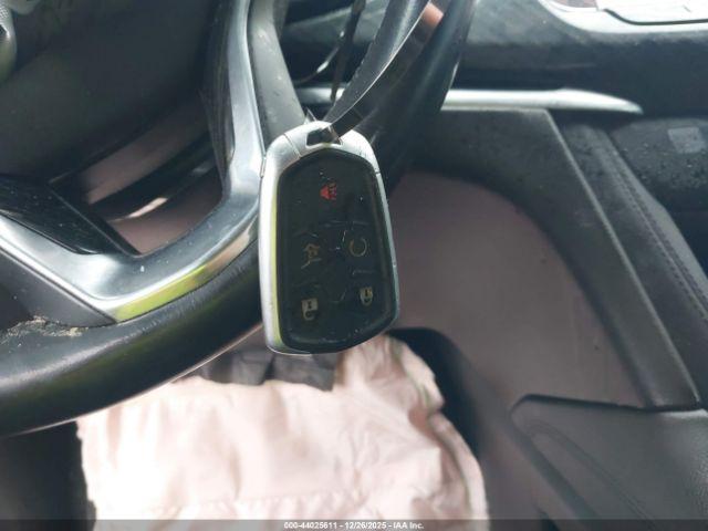 Cadillac XT6 Awd Premium Luxury Image 6