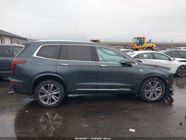 Cadillac XT6 Awd Premium Luxury Image 8