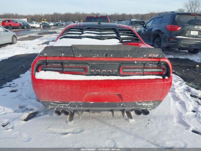 Dodge Challenger 392 Hemi Scat Pack Shaker Image 4