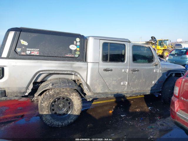 Jeep Gladiator Rubicon 4x4 Image 16