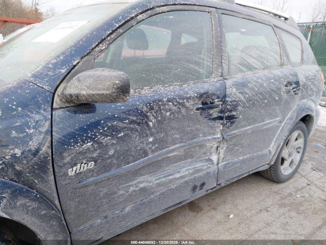 Pontiac Vibe Image 7