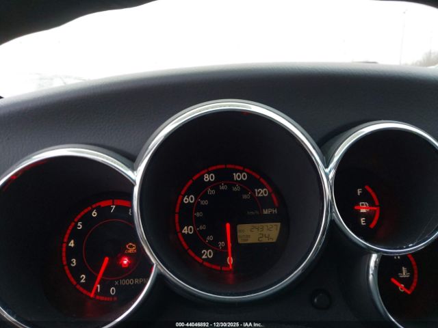 Pontiac Vibe Image 2