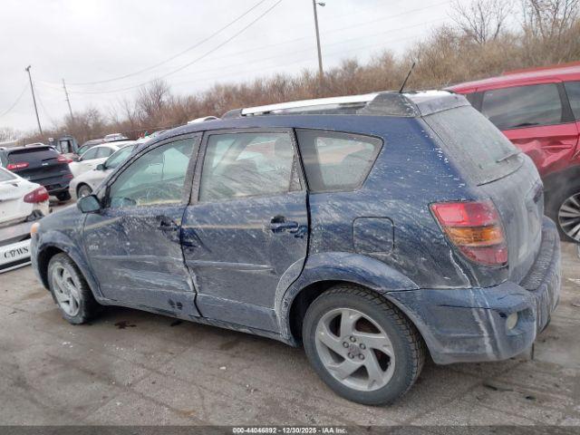 Pontiac Vibe Image 9