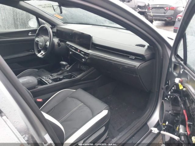 Kia K5 Gt-line Image 4