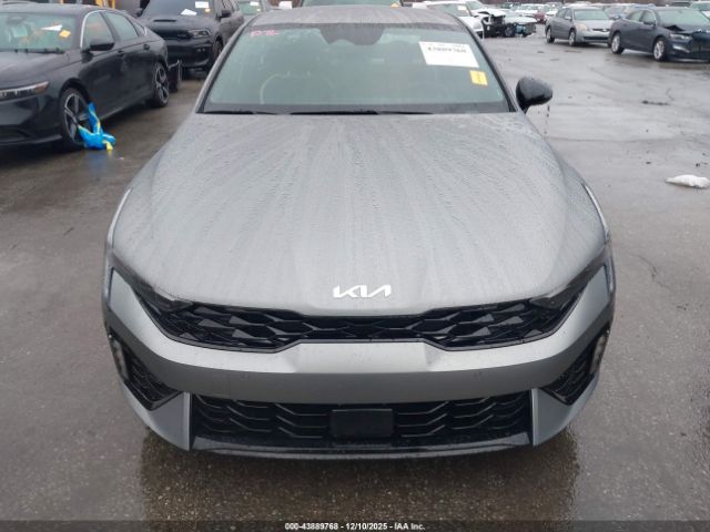 Kia K5 Gt-line Image 11