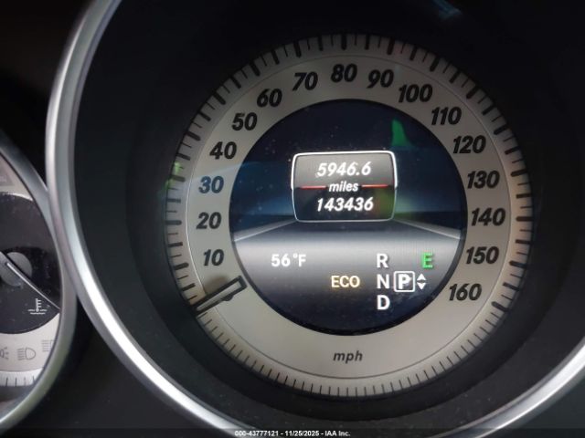 Mercedes-Benz E-Class 4matic Image 4