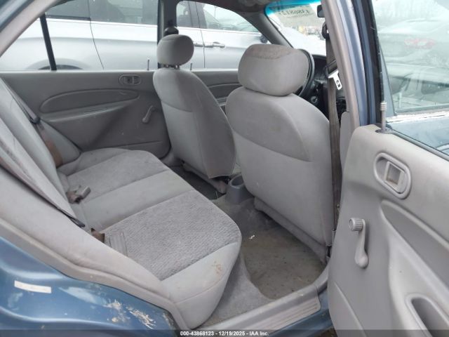 Ford Escort Lx Image 8