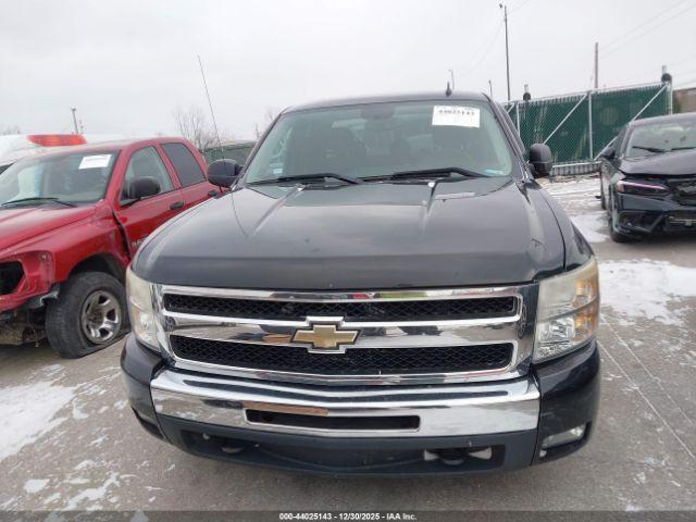 Chevrolet Silverado 1500 Lt Image 3